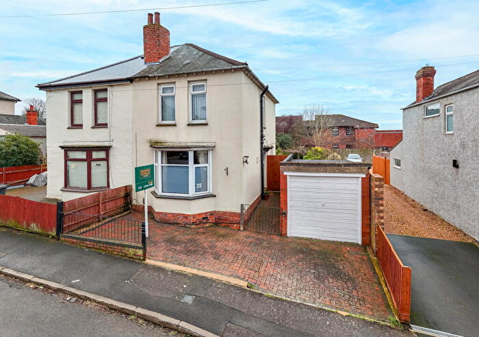 3 Bedroom Semi-Detached House For Sale In Oxford Street, Kettering, NN16