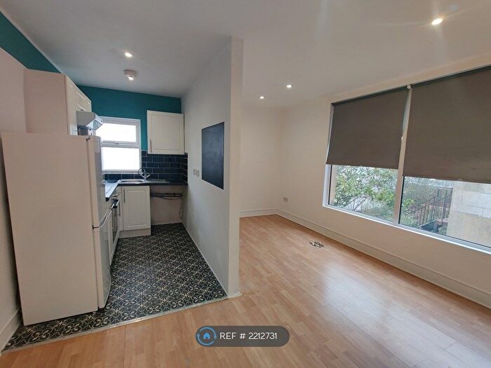 Studio To Rent In Station Road, Portslade, Brighton, BN41