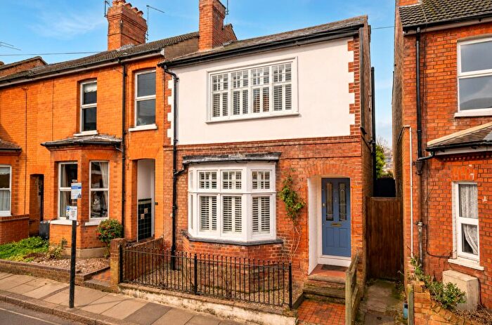 4 Bedroom End Of Terrace House For Sale In Etna Road, St. Albans, Hertfordshire, AL3