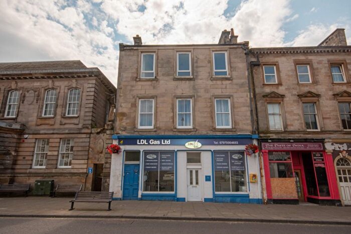 2 Bedroom Flat To Rent In High Street, Burntisland, KY3