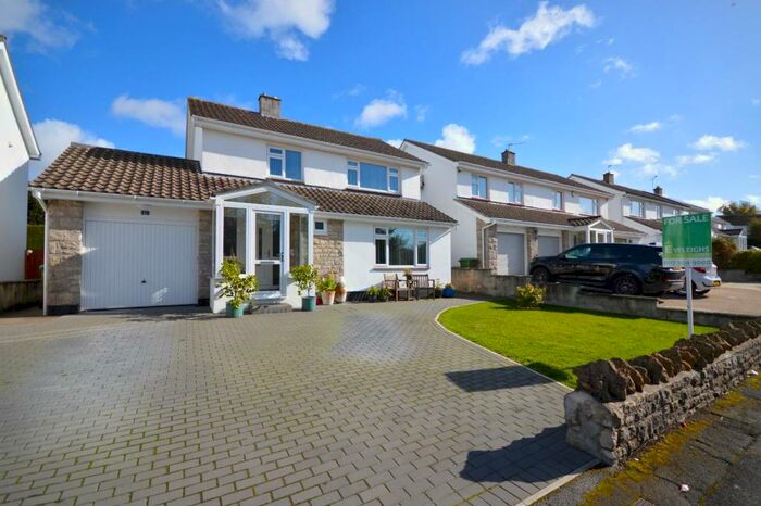 4 Bedroom Detached House For Sale In Maesbury Road, Keynsham, Bristol, BS31