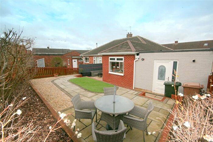 2 Bedroom Bungalow For Sale In Chantry Drive, Wideopen, NE13