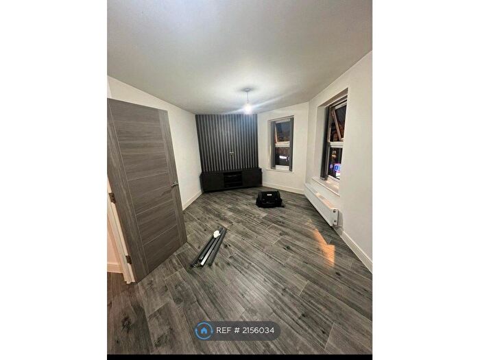 1 Bedroom Flat To Rent In High Road Leytonstone, London, E11