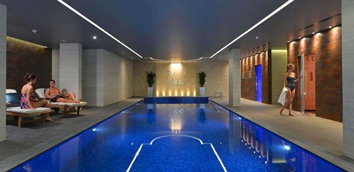 2 Bedroom Flat To Rent In Aerodrome Road, Colindale, London, NW9