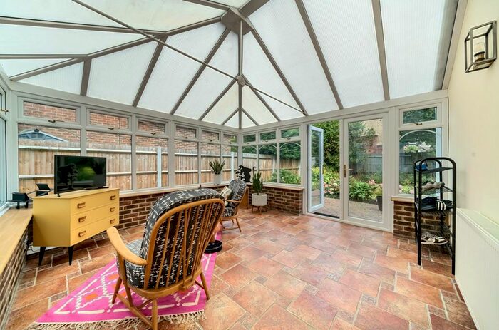 5 Bedroom Detached House For Sale In Molyneux Park Road, Tunbridge Wells, TN4