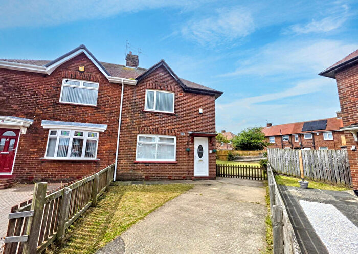 2 Bedroom Semi Detached House For Sale In Huntley Square, Sunderland, Tyne And Wear, SR4