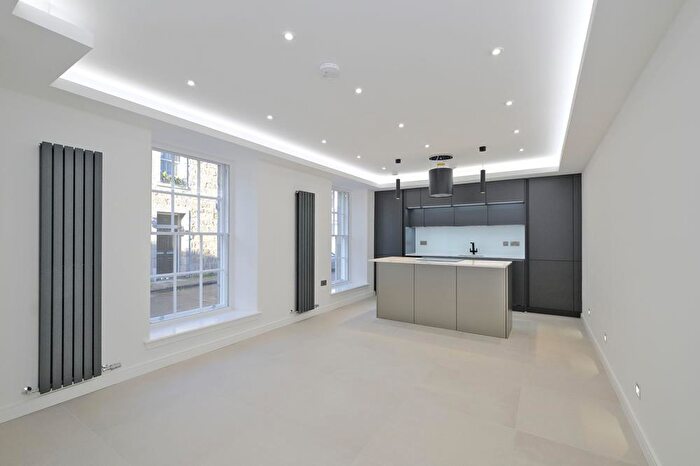 2 Bedroom Flat To Rent In North Silver Street, Ground Floor. Aberdeen, AB10