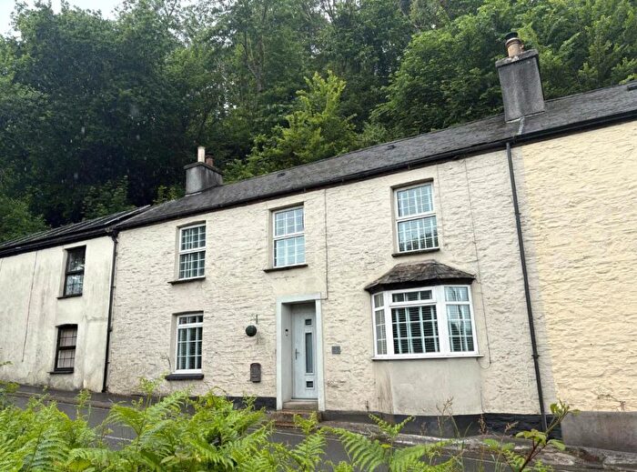 3 Bedroom Terraced House For Sale In Newbridge Hill, Gunnislake, Cornwall, PL18