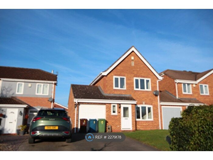 3 Bedroom Detached House To Rent In The Ridgeway, Stafford, ST16