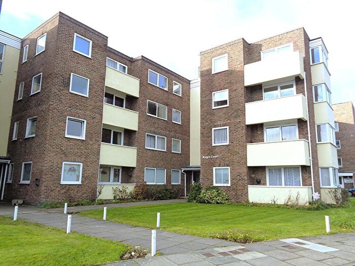 2 Bedroom Flat To Rent In High Street, Regis Court High Street, PO21
