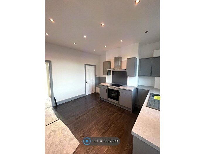 3 Bedroom Terraced House To Rent In Field Lane, Barnsley, S70