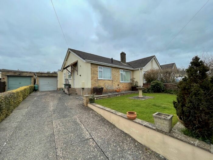 3 Bedroom Bungalow To Rent In Welsford Avenue, Wells, BA5