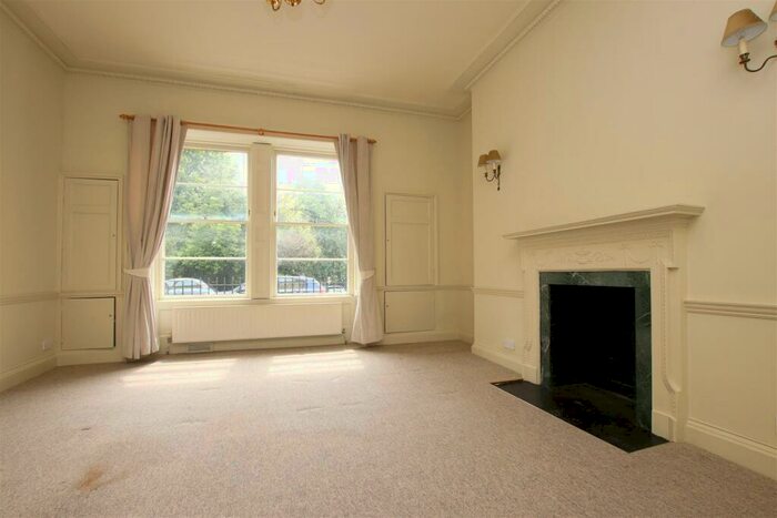 1 Bedroom Flat To Rent In Beaufort East, Bath, BA1