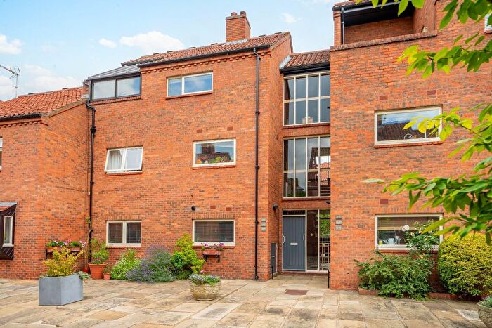 2 Bedroom Flat To Rent In Bedern, York City Centre, YO1