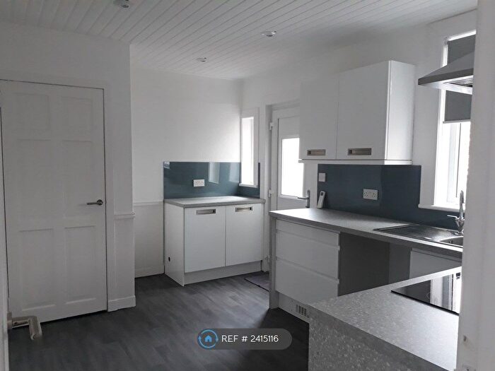 3 Bedroom Semi-Detached House To Rent In Den Park, Perth Amp; Kinross, PH2