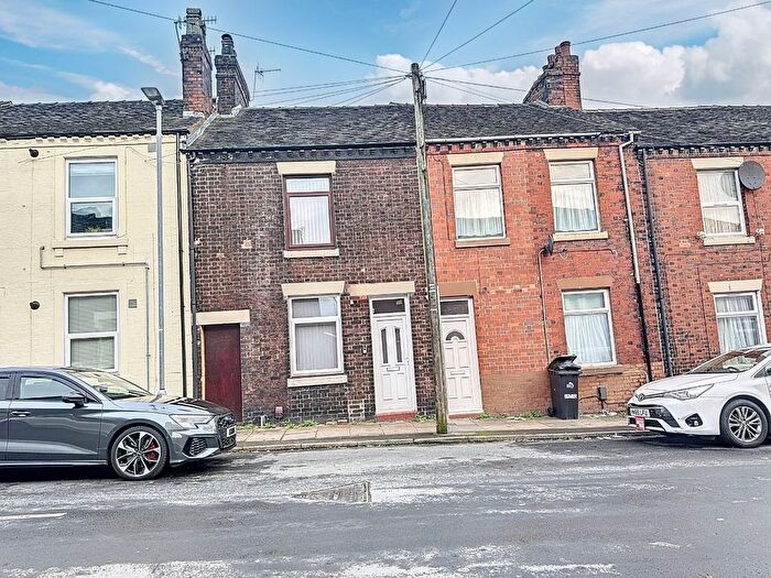 3 Bedroom Terraced House To Rent In Houghton Street, Hanley, Stoke-On-Trent, ST1