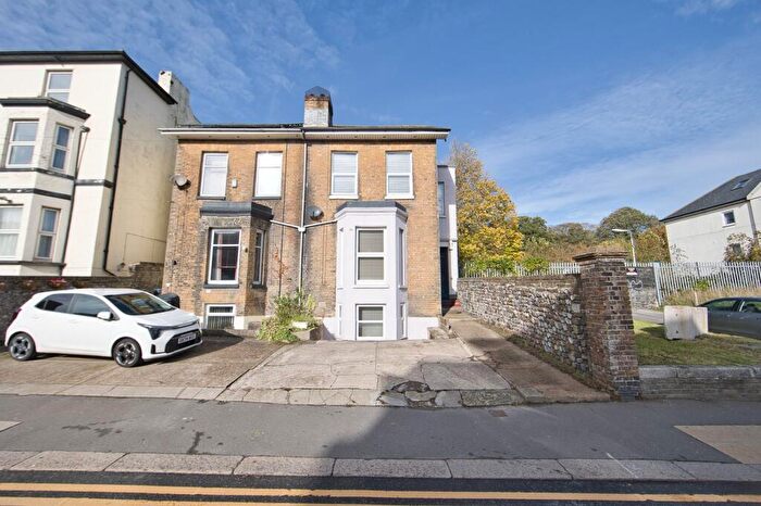 4 Bedroom Semi Detached House For Sale In Folkestone Road, Dover, CT17