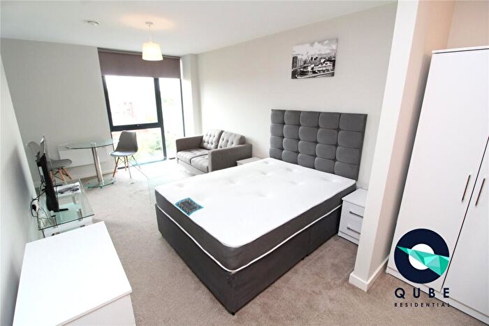 Flat To Rent In Adelphi Wharf C, Adelphi Street, Salford, Greater Manchester, M3