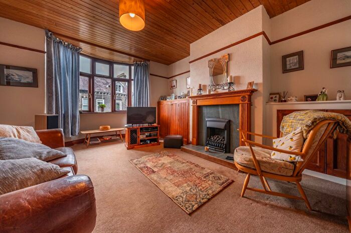 3 Bedroom Semi-detached House For Sale In Serpentine Road, Kendal, LA9