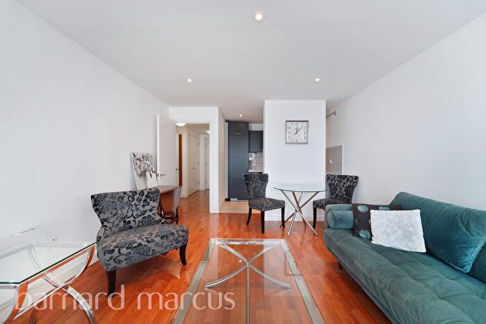 2 Bedroom Flat To Rent In Upper Richmond Road, London, SW15
