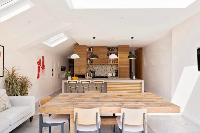 4 Bedroom Terraced House For Sale In Solway Road, East Dulwich, SE22