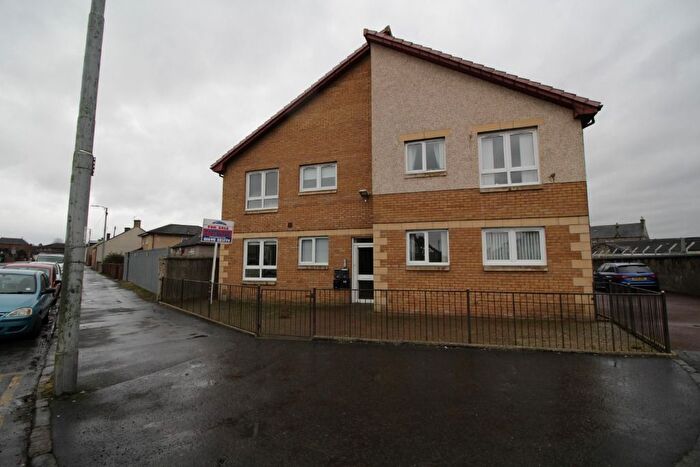 2 Bedroom Town House To Rent In Academy Street, Larkhall, South Lanarkshire, ML9