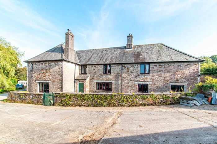 5 Bedroom Detached House For Sale In Dobwalls, Liskeard, PL14