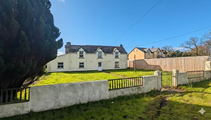 4 Bedroom Detached House For Sale In Adamsfield Estate, Tremaine, PL15