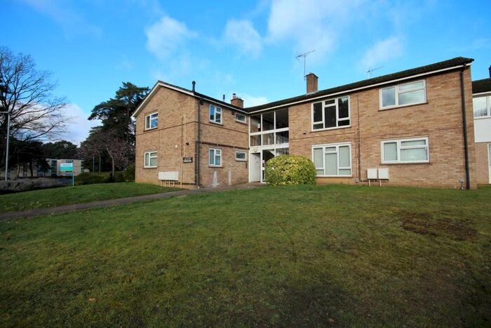 1 Bedroom Flat To Rent In Uffington Drive, Bracknell, RG12