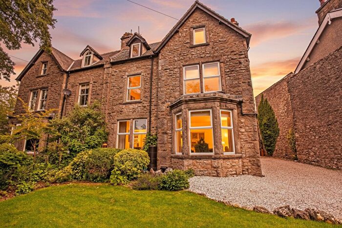 6 Bedroom Semi-Detached House For Sale In Stankelt Road, Silverdale, LA5