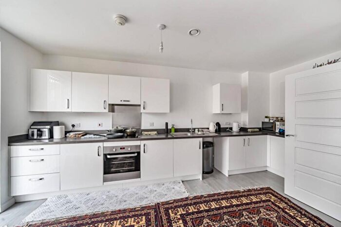 2 Bedroom Flat For Sale In Grahame Park Way, Colindale, London, NW9