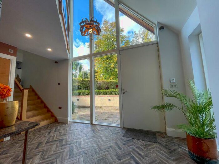 4 Bedroom Detached House For Sale In Church Road, Aspley Heath, MK17