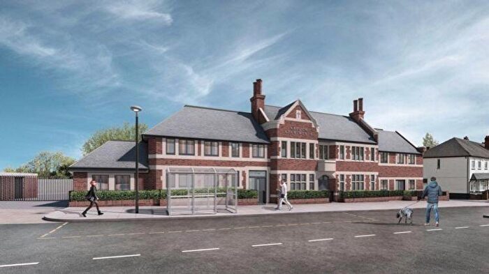 2 Bedroom Apartment To Rent In Black Lake, West Bromwich, B70