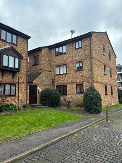 1 Bedroom Apartment To Rent In Athlone Court, Stocksfield Road, Walthamstow, E17