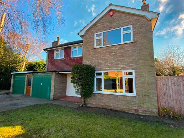 4 Bedroom Detached House To Rent In Beaumont Close, Keyworth, Nottingham, NG12