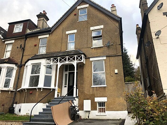 1 Bedroom Flat To Rent In Avondale Road, South Croydon, Surrey, CR2