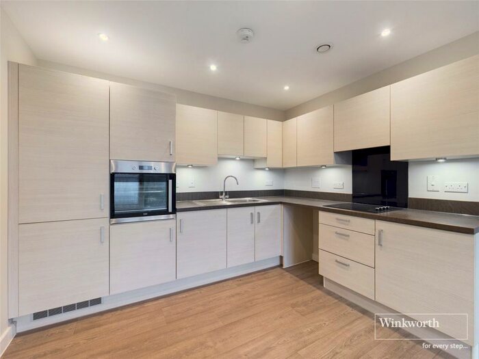 2 Bedroom Apartment To Rent In Huntley Place, Flagstaff Road, Reading, Berkshire, RG2