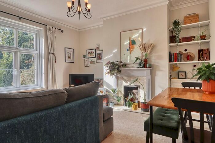 2 Bedroom Flat To Rent In Castle Grove Road, Chobham, Woking, GU24