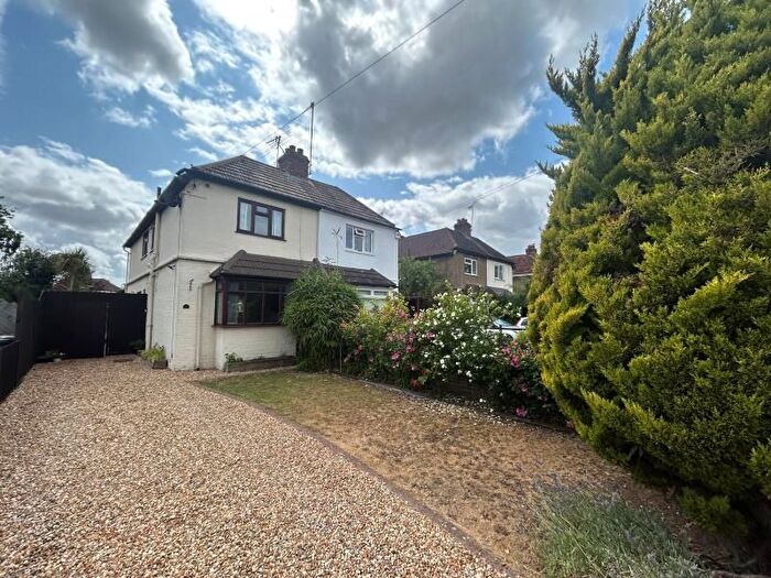 3 Bedroom Property To Rent In Woodlands Road, Guildford, GU1