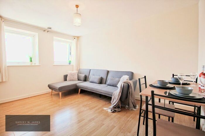 1 Bedroom Flat To Rent In High Street, London, E15