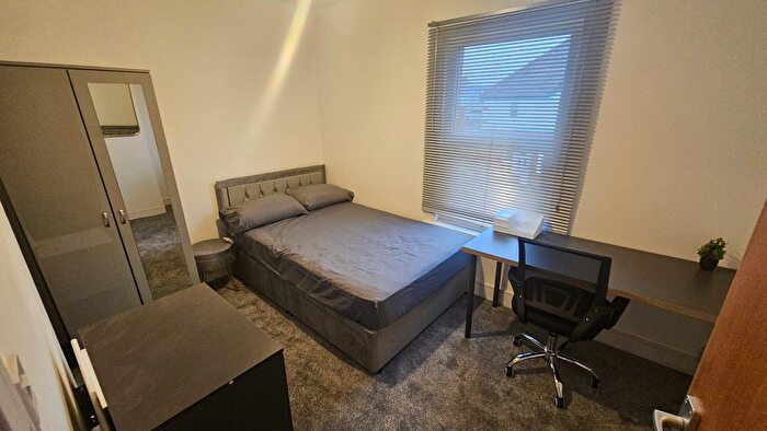 1 Bedroom Terraced House To Rent In Adelaide Road, Reading, RG6