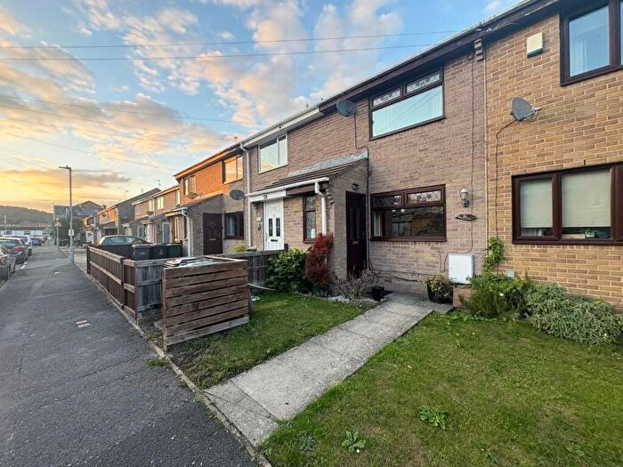 2 Bedroom Terraced House To Rent In Church Street, Bingley, BD16