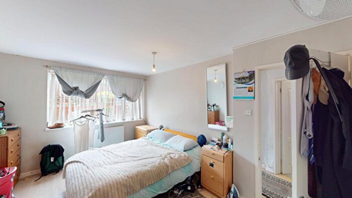 1 Bedroom Flat For Sale In Lansdowne Road, Croydon, CR0