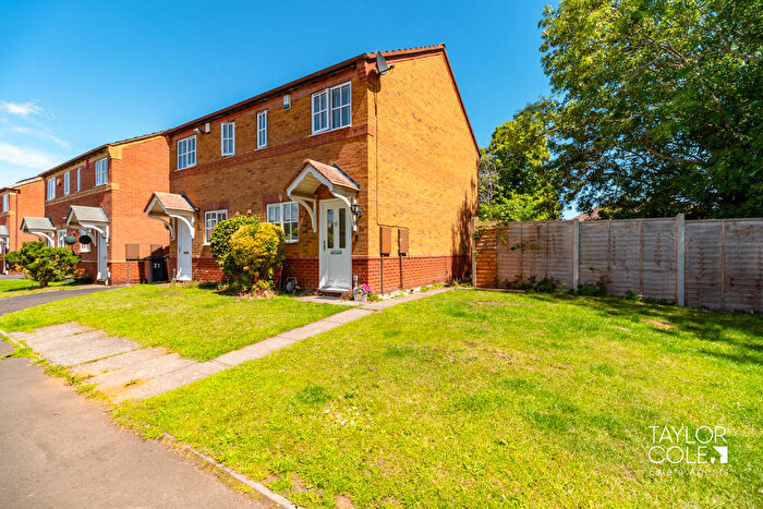 2 Bedroom Semi-Detached House For Sale In Durham Close, Tamworth, B78