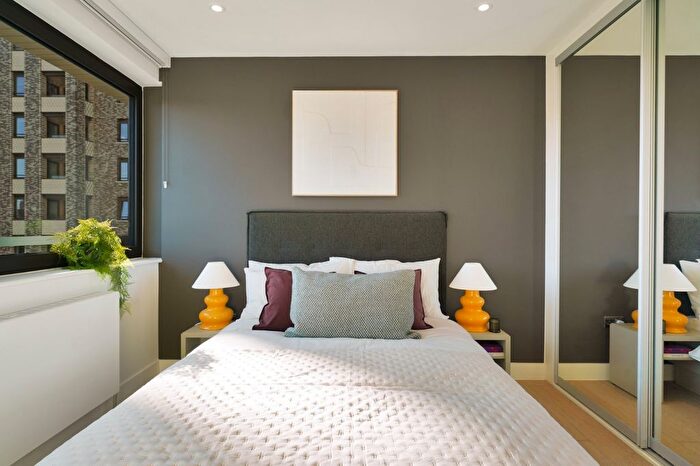 3 Bedroom Flat To Rent In Park Lane, Wembley, HA9