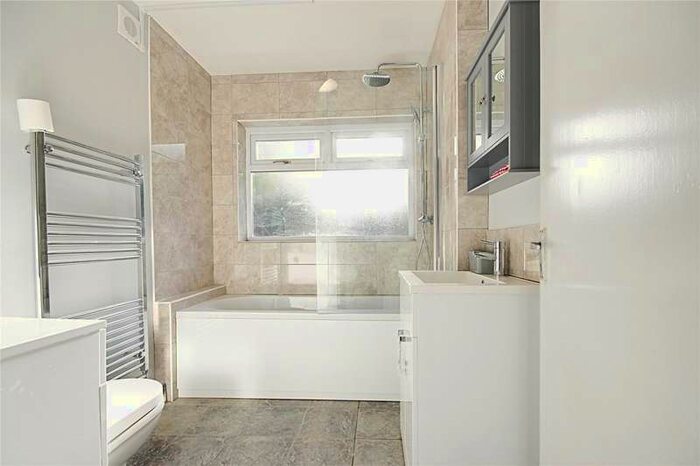 3 Bedroom Terraced House To Rent In Garfield Road, Enfield, EN3