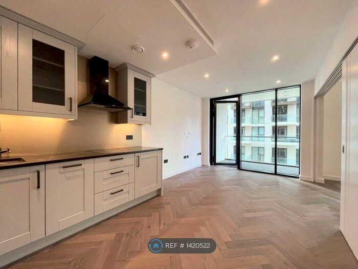 Studio To Rent In Merino Gardens, London, E1W