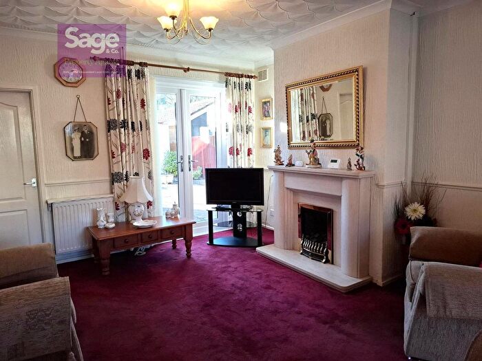 3 Bedroom End Of Terrace House For Sale In Grove Road, Risca, Newport, NP11