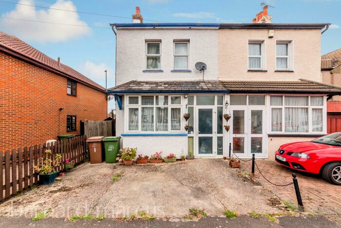 3 Bedroom Semi-Detached House To Rent In Westfield Road, Cheam, Sutton, SM1