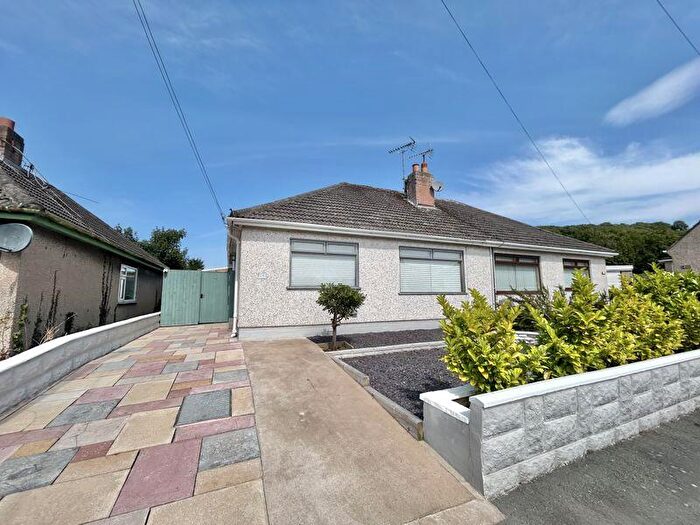 2 Bedroom Bungalow For Sale In Ronald Avenue, Llandudno Junction, LL31